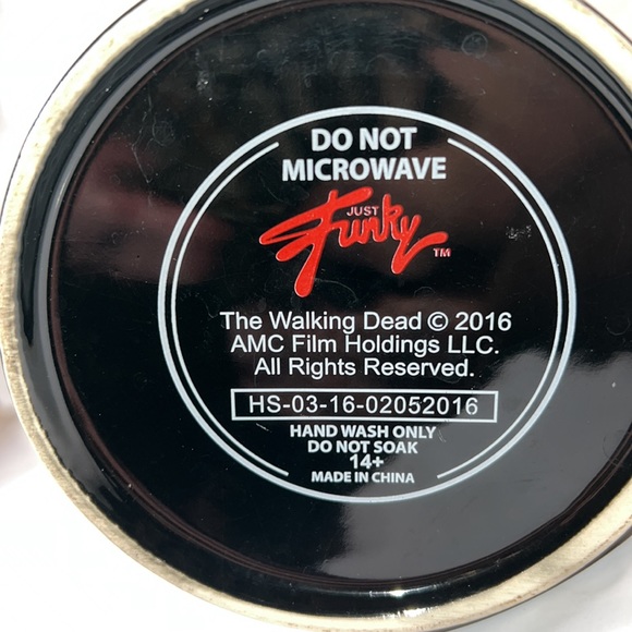 🧟‍♂️Walking Dead Zombie Mug How’bout a Cuppa Joe 🧟‍♀️🧟‍♂️Joe” is in the cup! - Picture 3 of 7